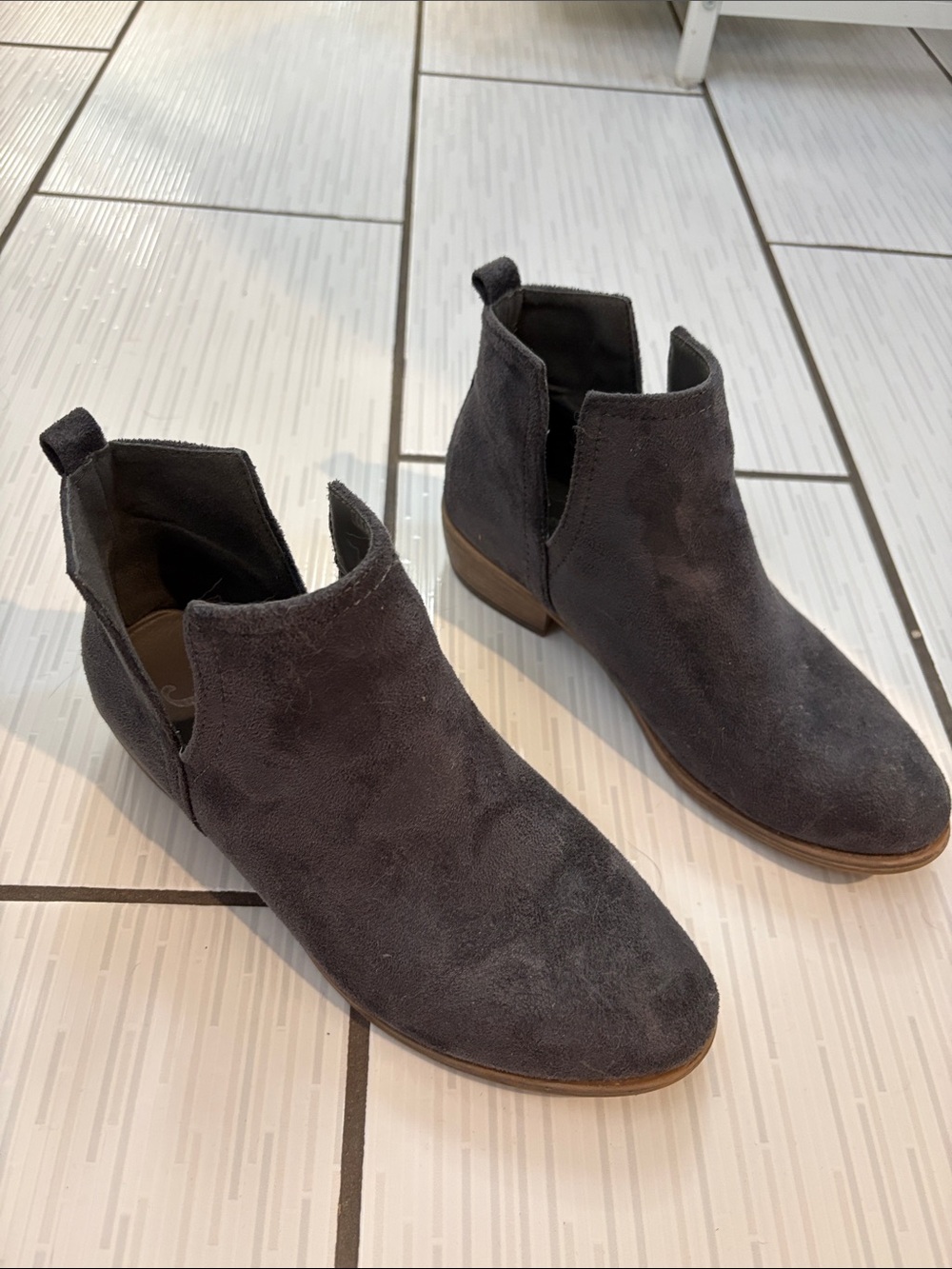Women's Gray Suede Ankle Booties